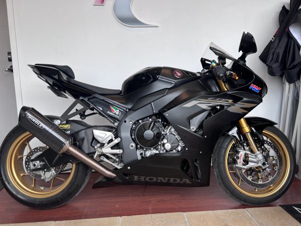 Hindle full exhaust system Carbon Evo CBR1000RRR 2023-2024