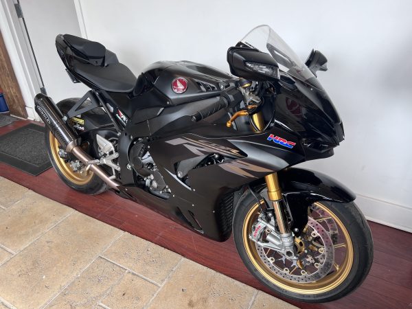 Hindle full exhaust system Carbon Evo CBR1000RRR 2023-2024 - Image 2