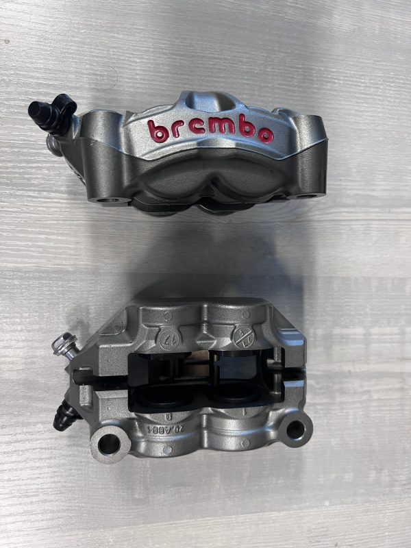 BREMBO pair of OEM ZX-10R 2022 calipers 100MM -- eye-to eye- - Image 3